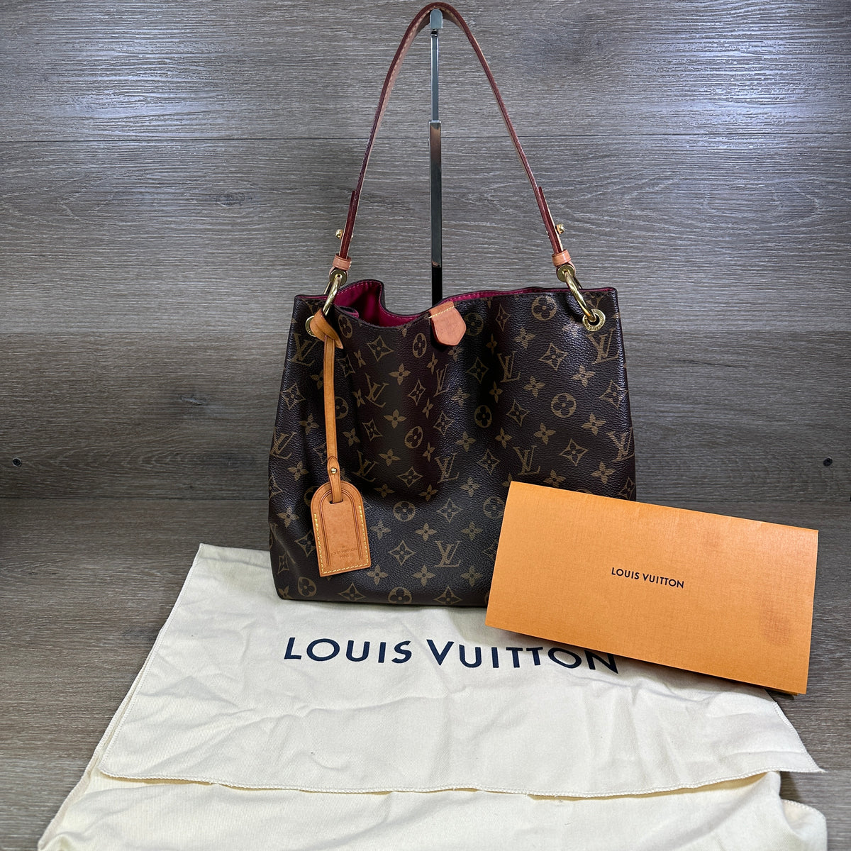 Louis Vuitton Graceful MM - Peony Monogram – Chicago Pawners