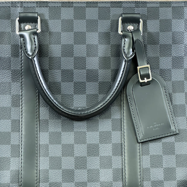 Louis Vuitton Keepall Bandoulière 55 - Damier Graphite - Chicago Pawners & Jewelers