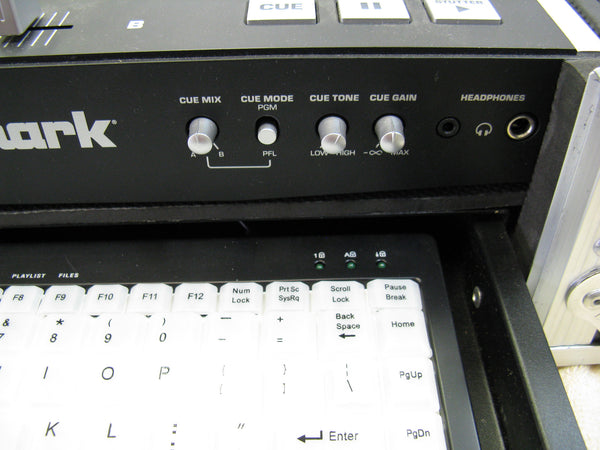 Numark iDJ2 with Keyboard & Case - Chicago Pawners & Jewelers