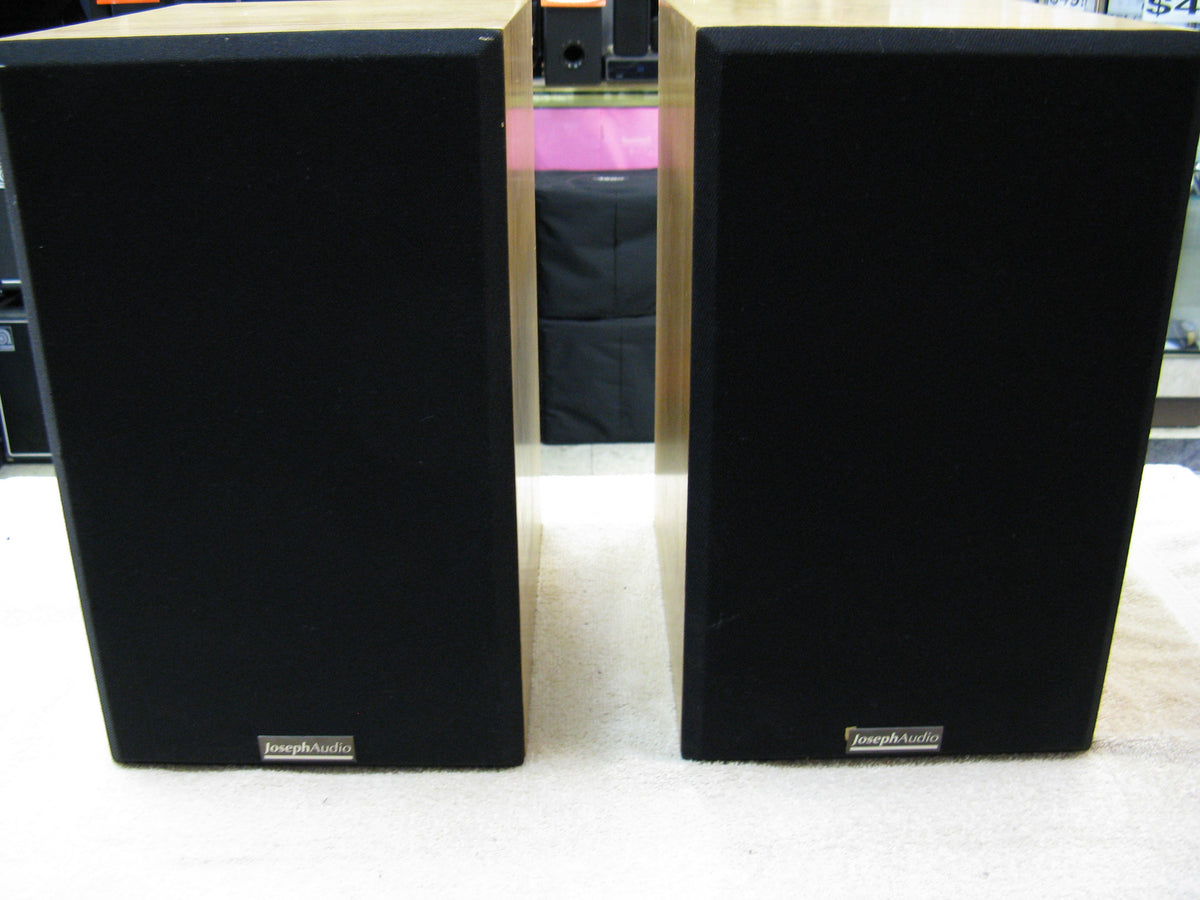 Joseph Audio RM7si Bookshelf Loudspeakers | Chicago Pawners & Jewelers