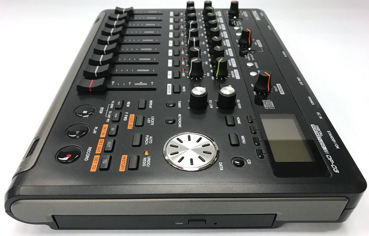 DTM・DAW TASCAM DP-03 DIGITAL PORTASTUDIO DP-03 | 8-track Digital Portastudio | TASCAM - United States