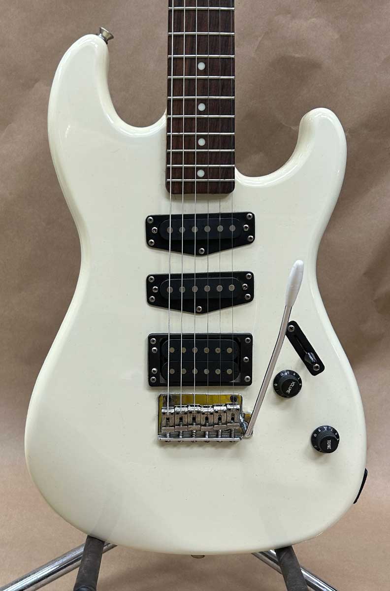 Fender Squier Bullet Stratocaster HSS MIK 1987 | Chicago Pawners & Jewelers