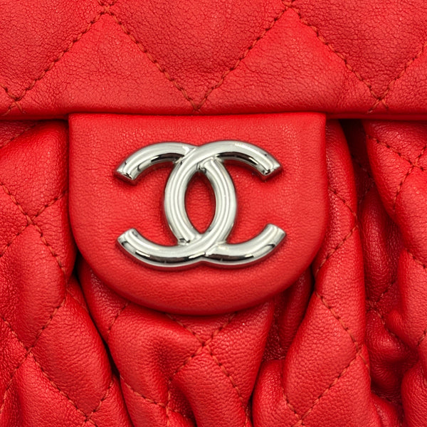 Chanel Washed Lambskin Chain Around Messenger - Red