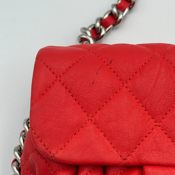 Chanel Washed Lambskin Chain Around Messenger - Red