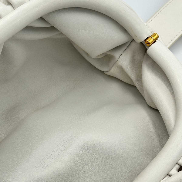 Bottega Veneta Chain Pouch Body Bag - Plaster