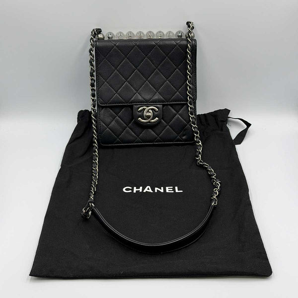 Chanel Chic Pearls Flap Bag - Quilted Black Leather - Silver Hardware