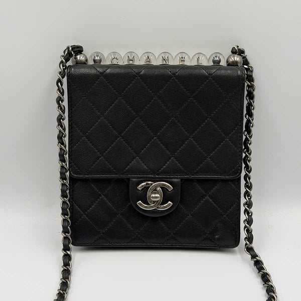 Chanel Chic Pearls Flap Bag - Quilted Black Leather - Silver Hardware