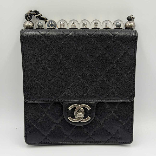 Chanel Chic Pearls Flap Bag - Quilted Black Leather - Silver Hardware