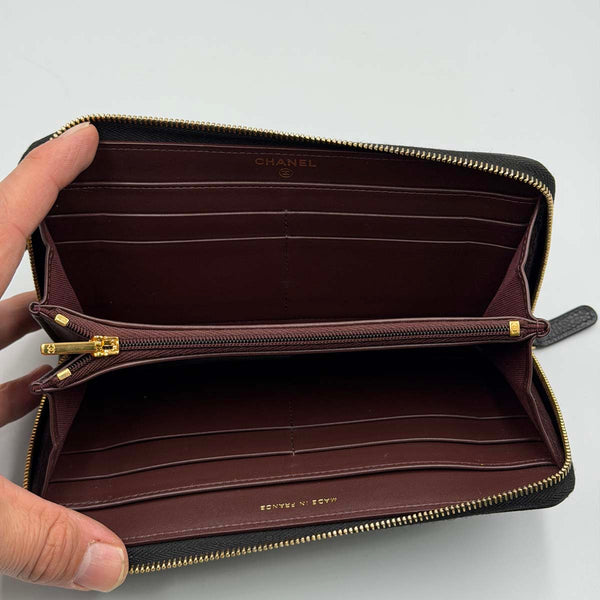 Chanel Classic Long Zipped Wallet in Black Quilted Caviar Leather with Gold Hardware