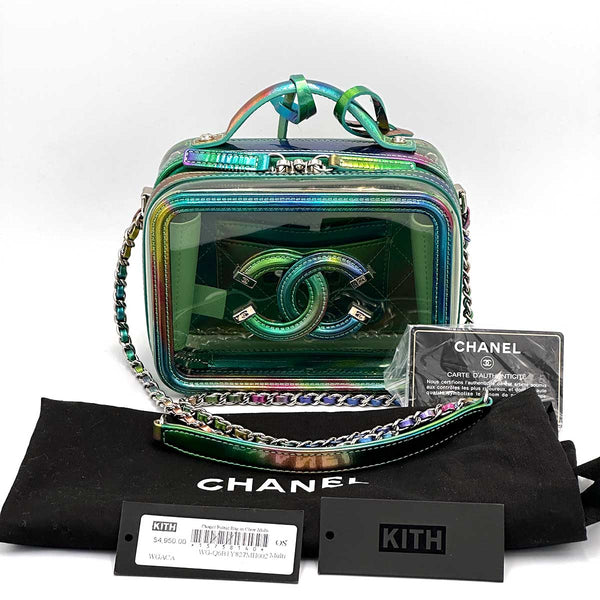 Chanel PVC Patent Calfskin Patent Lambskin Small CC Vanity Case - Green