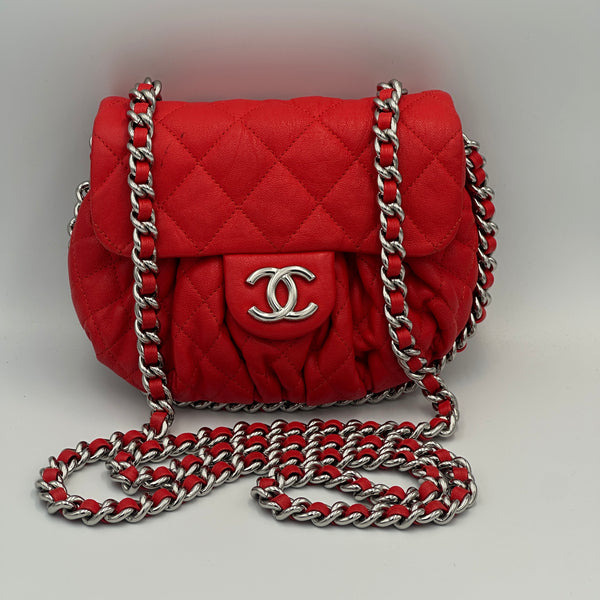 Chanel Washed Lambskin Chain Around Messenger - Red