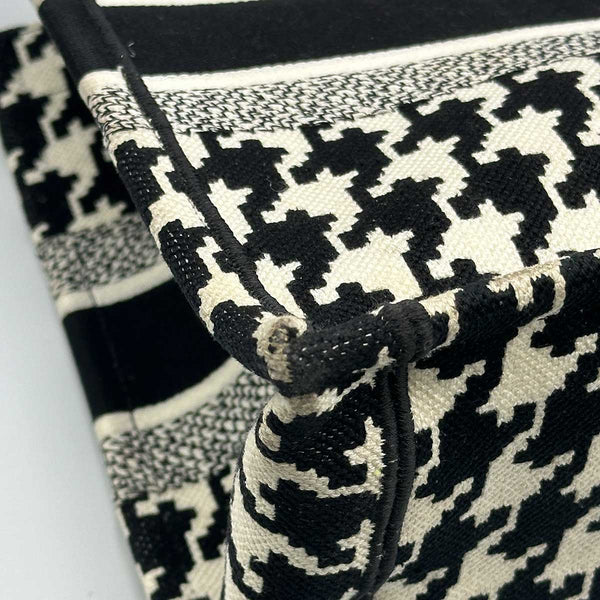 Christian Dior Medium Houndstooth Tote Bag - Black/White