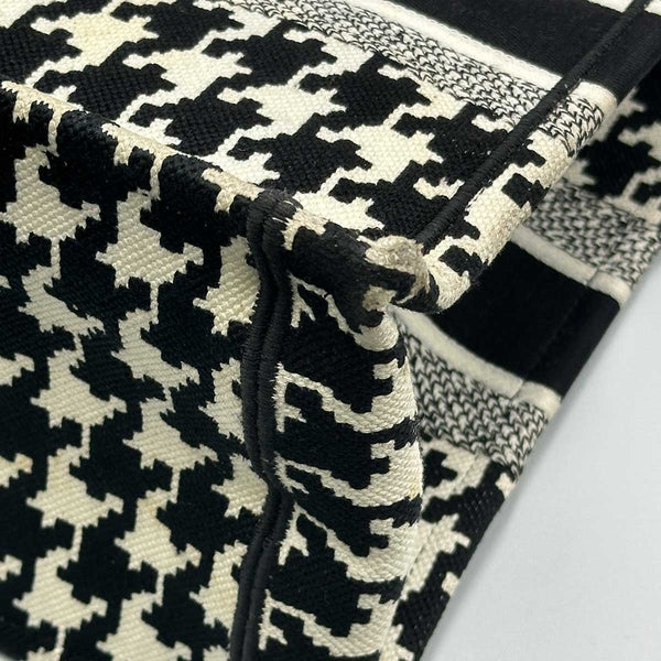Christian Dior Medium Houndstooth Tote Bag - Black/White
