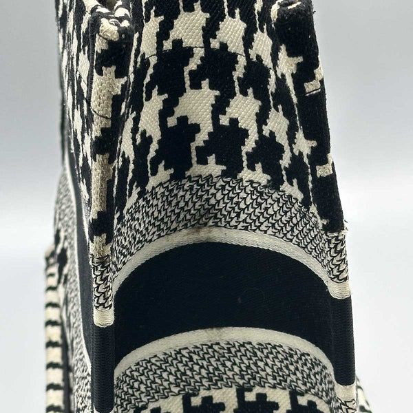 Christian Dior Medium Houndstooth Tote Bag - Black/White