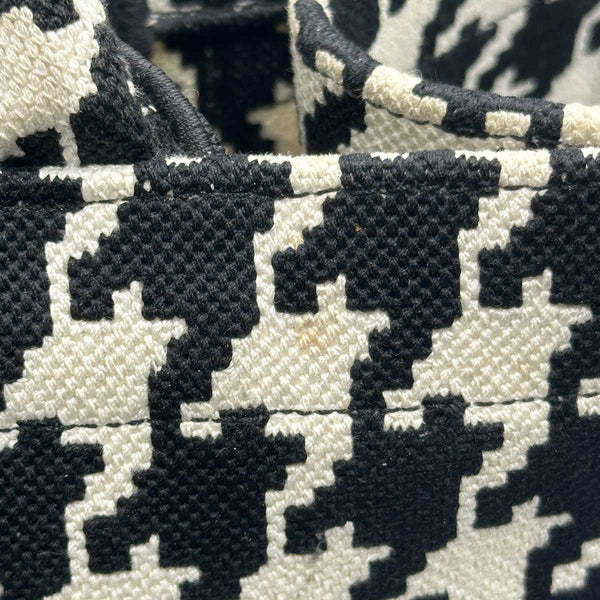 Christian Dior Medium Houndstooth Tote Bag - Black/White