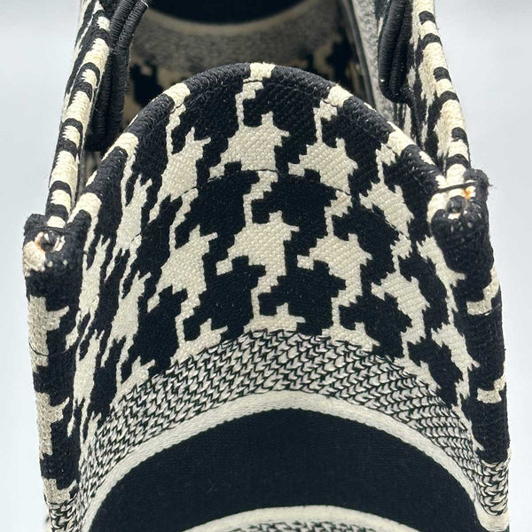 Christian Dior Medium Houndstooth Tote Bag - Black/White