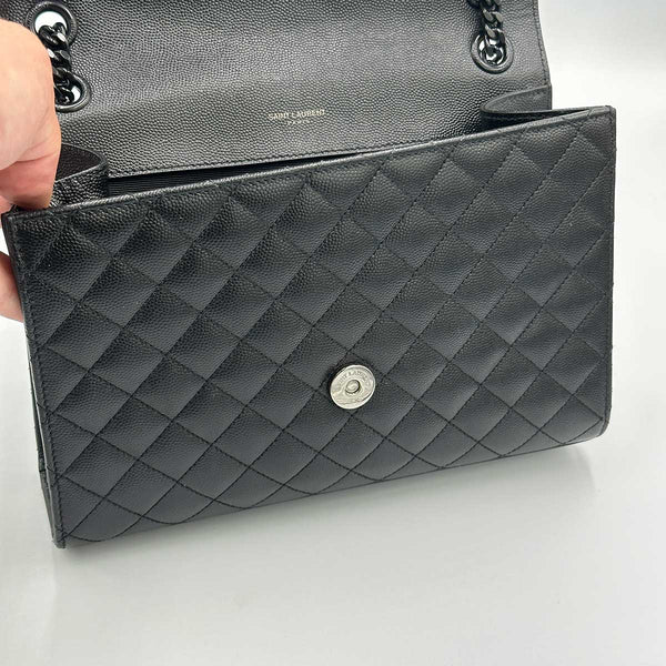 Envelope Triquilt Medium YSL Shoulder Bag in Grained Leather - Black