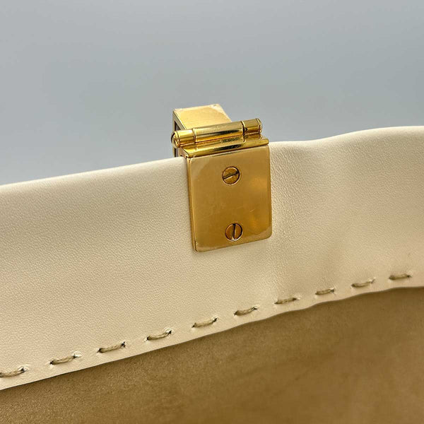 Fendi Sunshine Medium Shopper - White