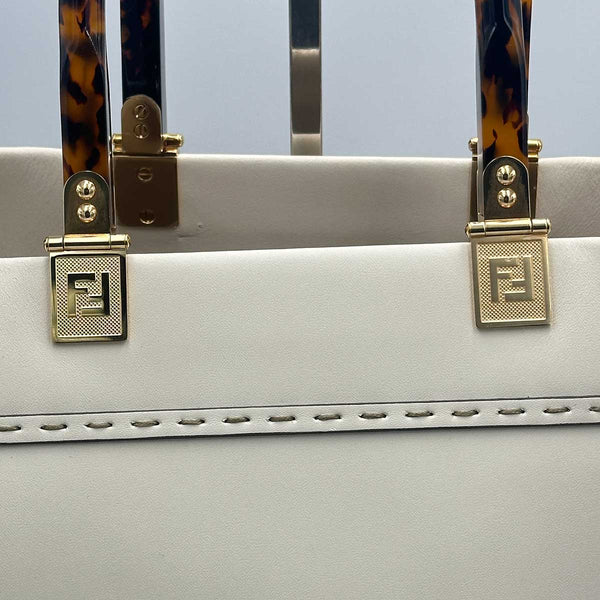 Fendi Sunshine Medium Shopper - White