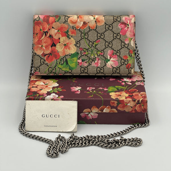 Gucci Blooms Monogram Canvas Wallet on Chain