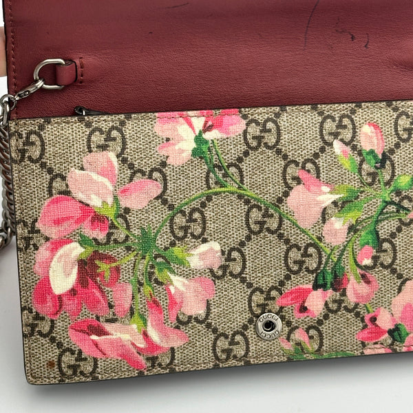 Gucci Blooms Monogram Canvas Wallet on Chain