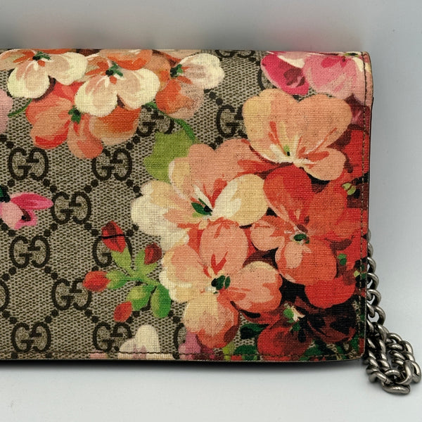 Gucci Blooms Monogram Canvas Wallet on Chain