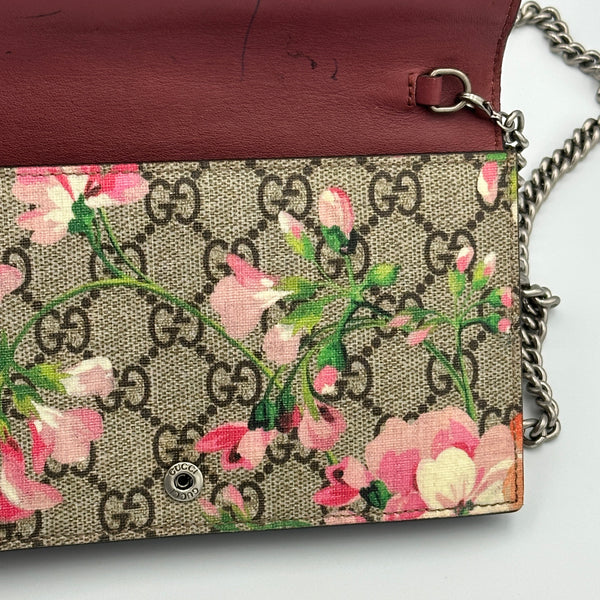 Gucci Blooms Monogram Canvas Wallet on Chain