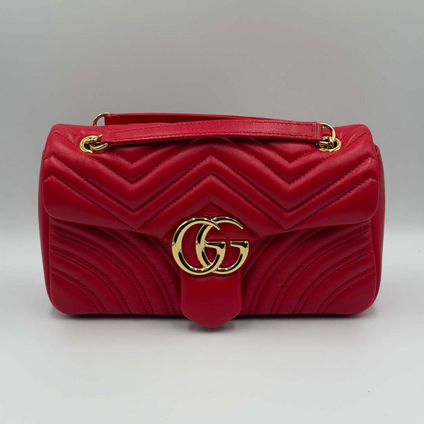 Gucci GG Marmont Medium Shoulder Bag - Red