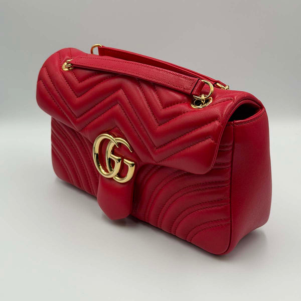 Gucci GG Marmont Medium Shoulder Bag - Red