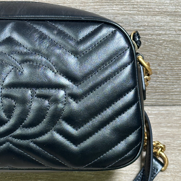 Gucci GG Marmont Small Shoulder Bag - Black