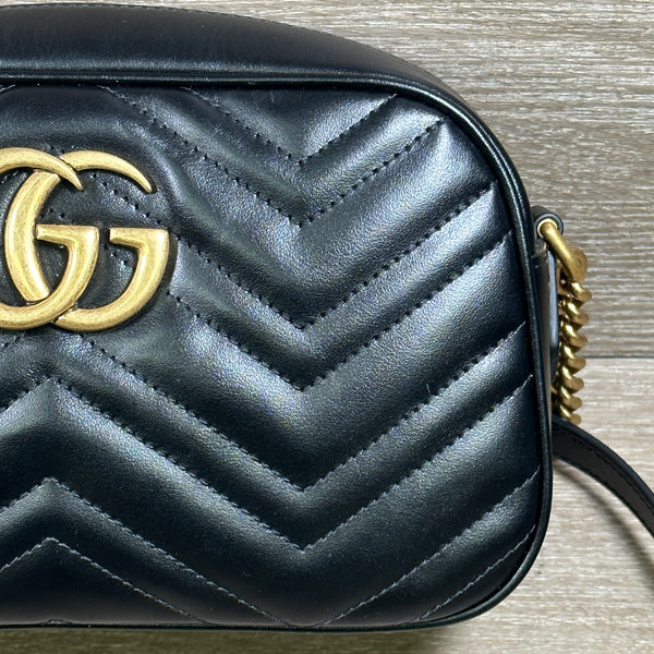 Gucci GG Marmont Small Shoulder Bag - Black