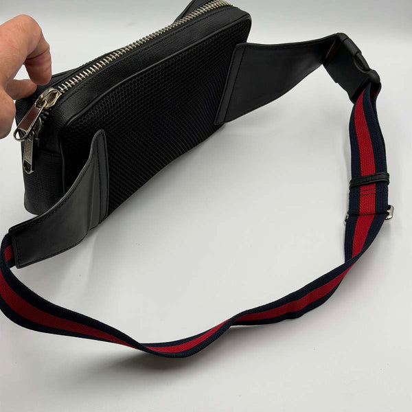 Gucci GG Supreme Soft Belt Bag - Black