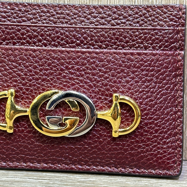 Gucci Grainy Calfskin Zumi Card Holder - Burgundy