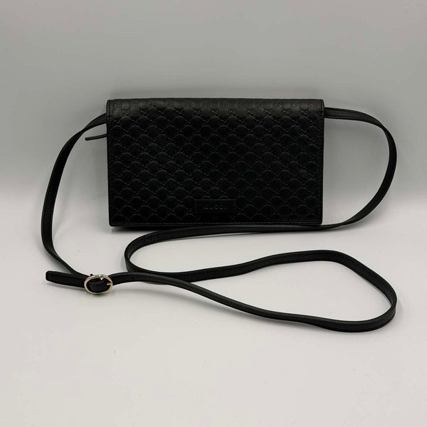 Gucci Microguccissima Flap Wallet Shoulder Bag - Black