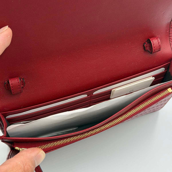 Gucci Microguccissima Flap Wallet Shoulder Bag - Red