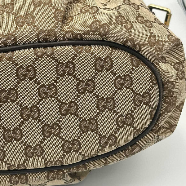 Gucci Monogram Messenger Bag Dark Brown, Zipped