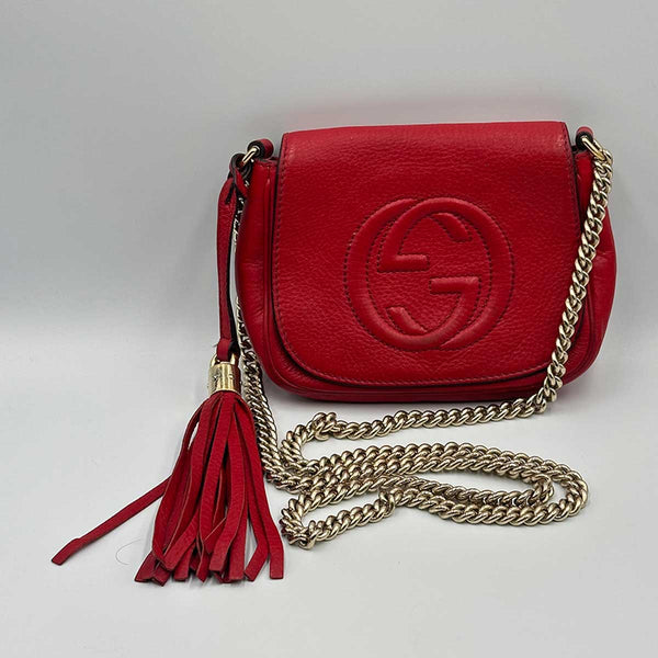 Gucci Pebbled Calfskin Small Soho Flap Crossbody Bag - Red