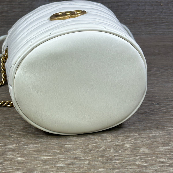 Gucci GG Marmont Mini Bucket Bag - White - Chicago Pawners & Jewelers