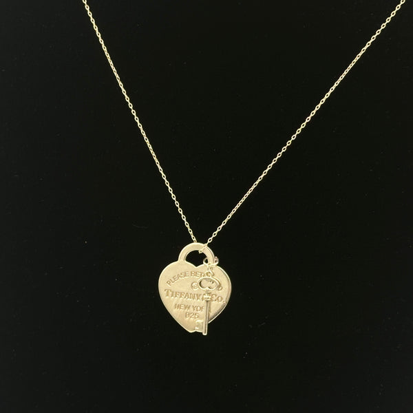Return to Tiffany Heart Tag and Key Necklace in Sterling Silver with a Diamond, Medium - Chicago Pawners & Jewelers