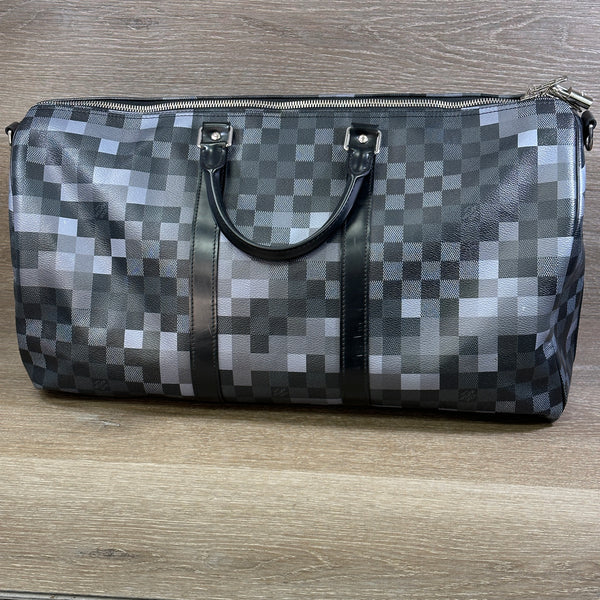 Louis Vuitton Keepall Bandoulière 55 Damier Graphite Pixel - Chicago Pawners & Jewelers