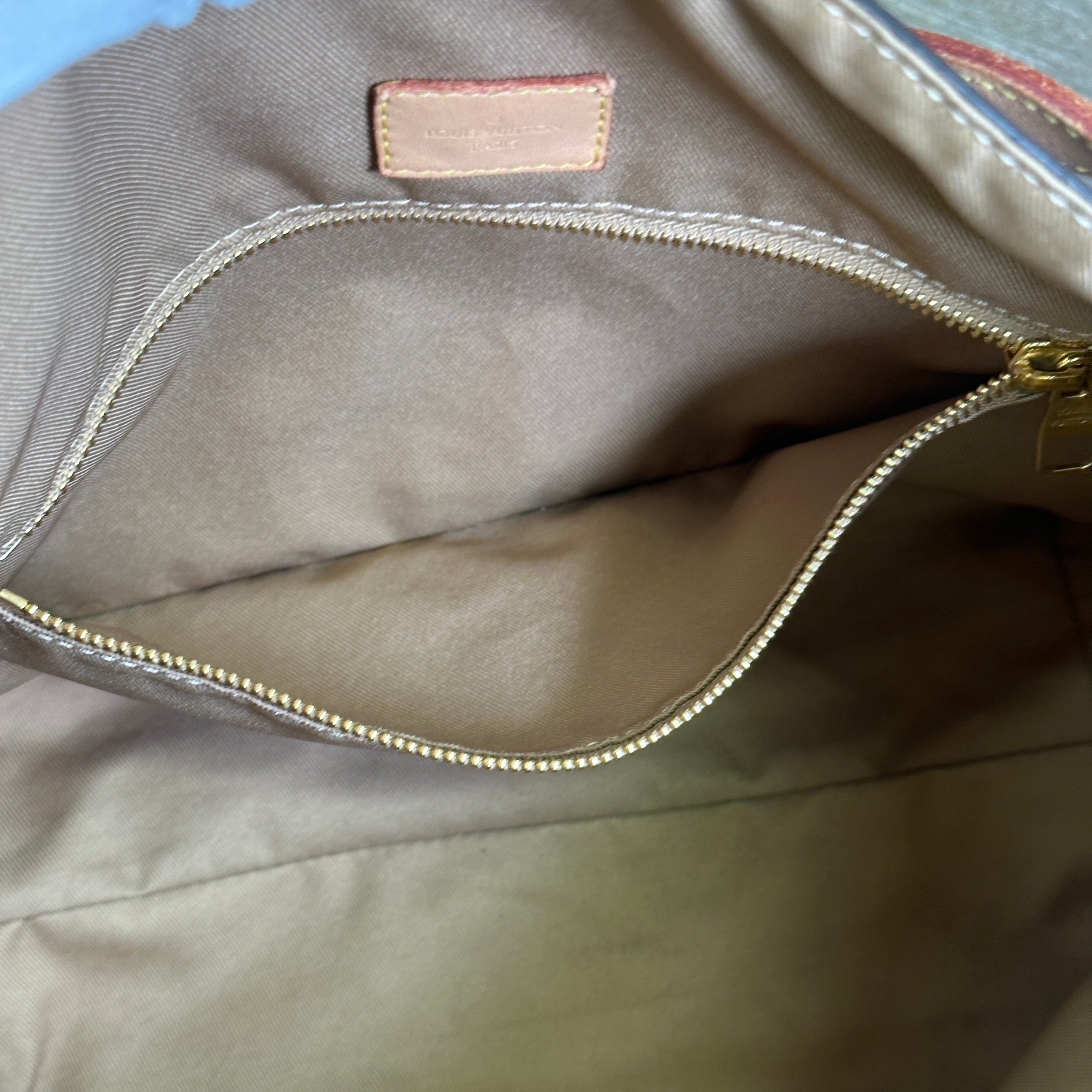 Graceful PM Monogram in Beige - Handbags M43701, LOUIS VUITTON ®