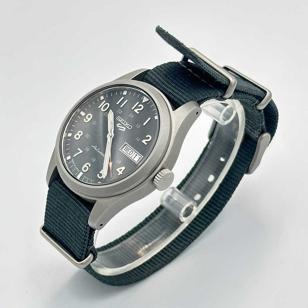 Seiko 5 Sport Day Date Automatic Watch on Nylon Strap - Blue/Grey - Chicago Pawners & Jewelers