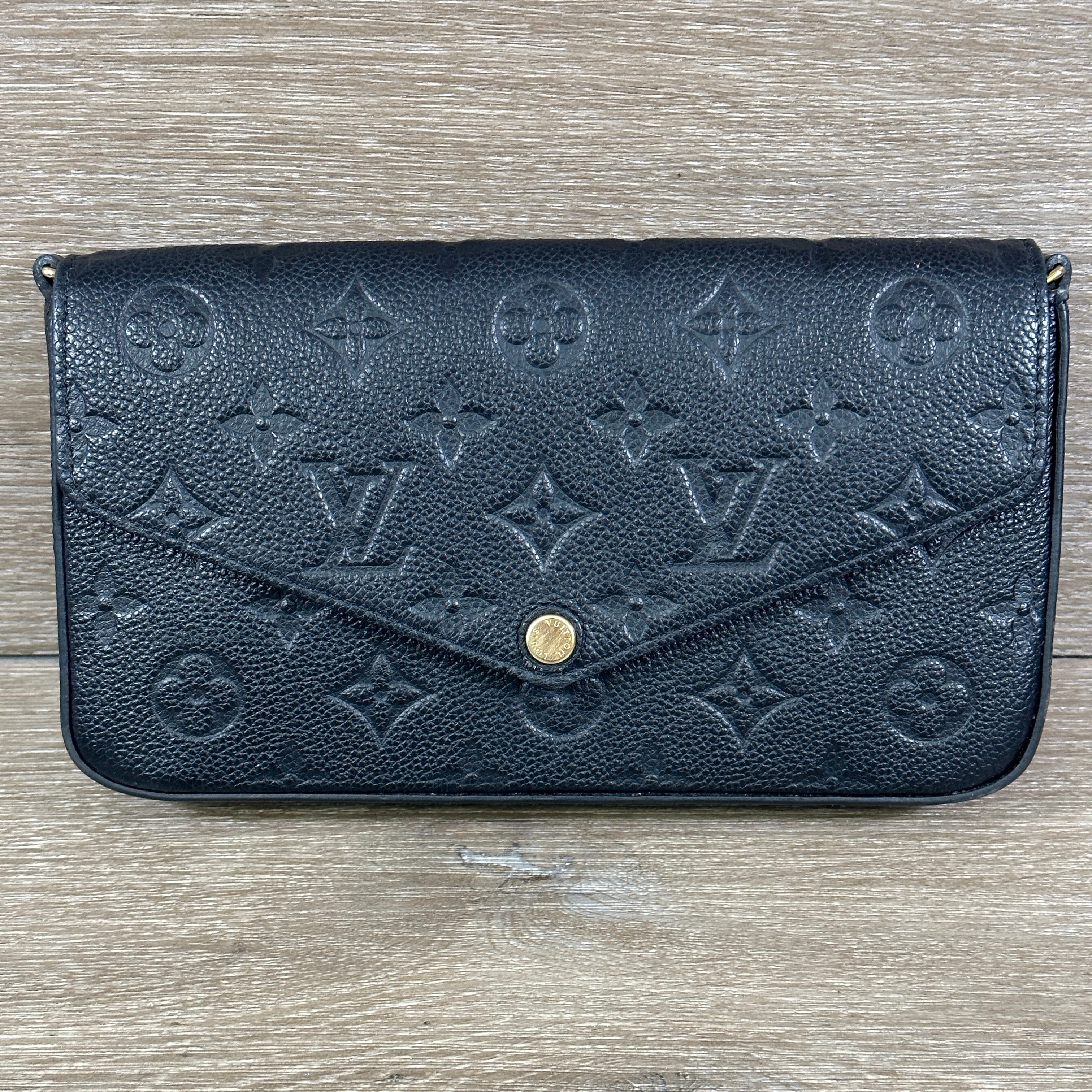 Louis Vuitton Pochette Felicie Epi Leather Noir 