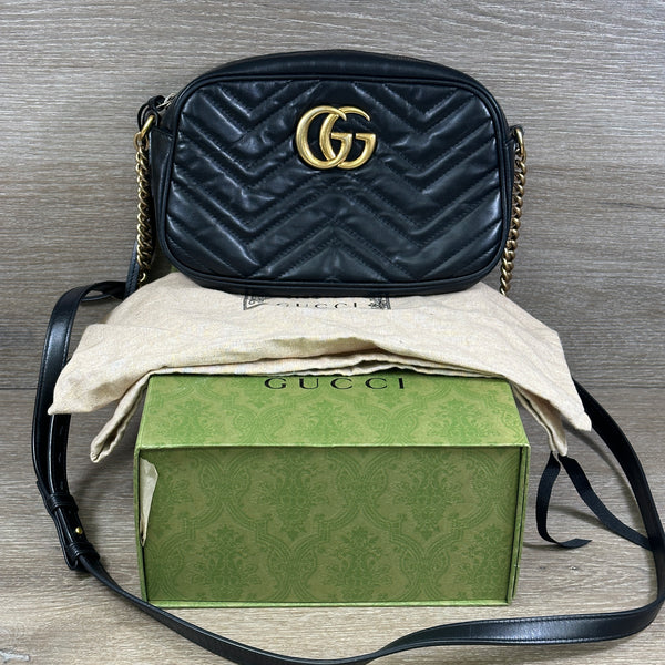 GG Marmont Small Shoulder Bag - Black