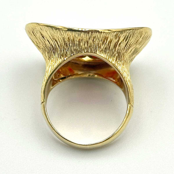 18k Yellow Gold Ring with Red Coral