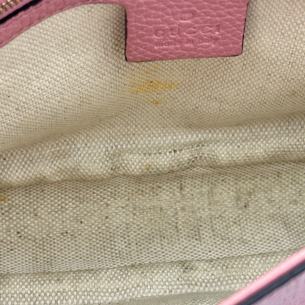 Gucci Soho Chain Crossbody Bag Medium - Pink