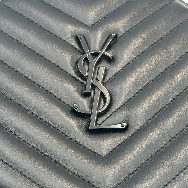 Saint Laurent Matelasse Calfskin Monogram Vinyle Round Camera Bag - Black