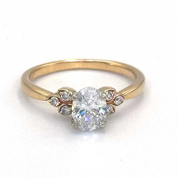 .83ct Oval Engagement Ring on 14k Gold Mounting