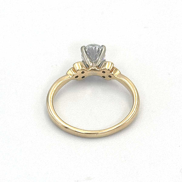.83ct Oval Engagement Ring on 14k Gold Mounting