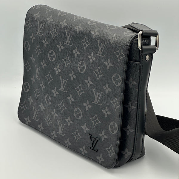 Louis Vuitton District Messenger Bag - PM - Monogram Eclipse